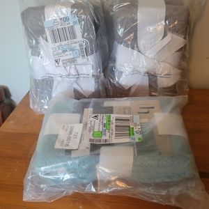 Pillow shams still in packages